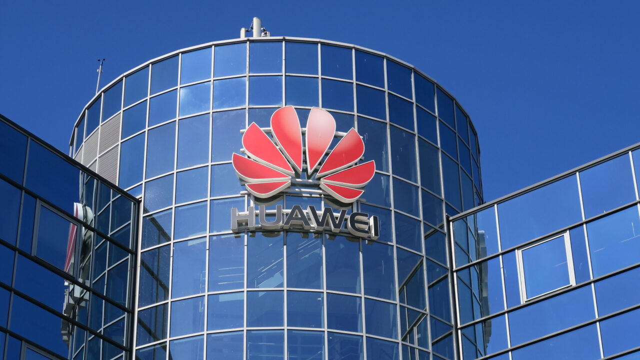 Huawei Open-Sources Pangu AIは、米国の制裁の中でハードウェアの販売を促進する