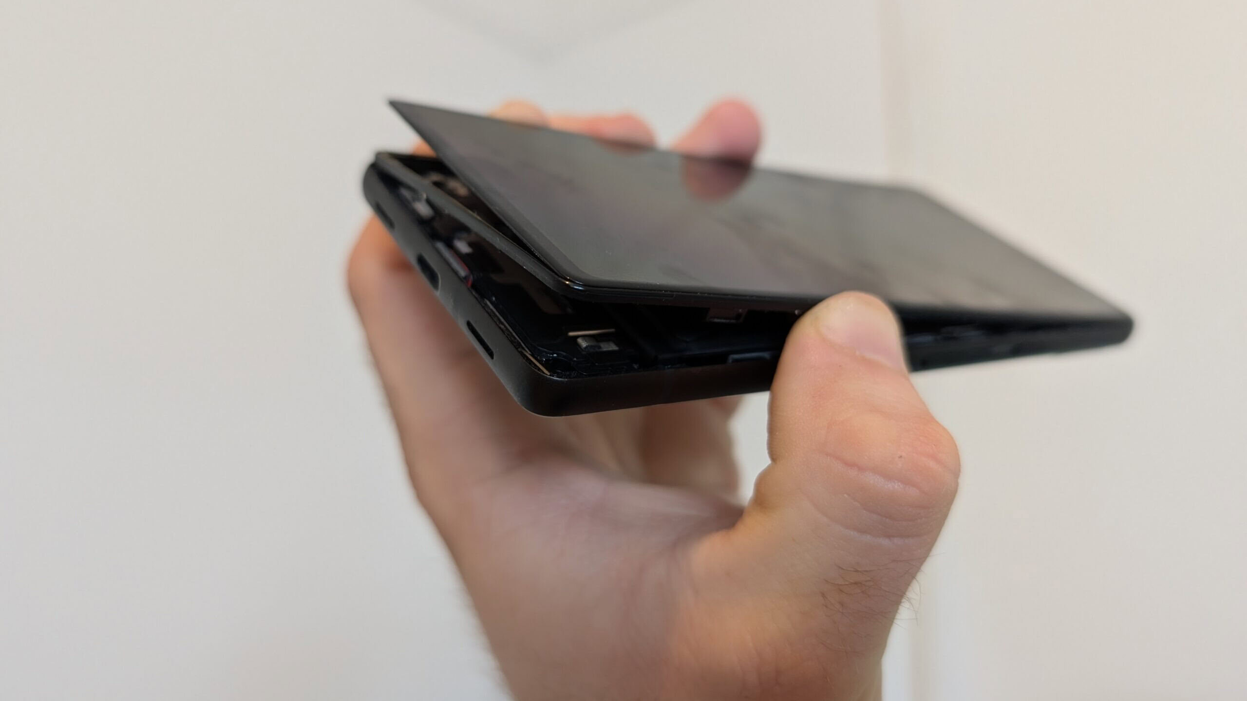 調査によると、Googleはピクセルバッテリーの欠陥ではるかに良くする必要があることを示しています