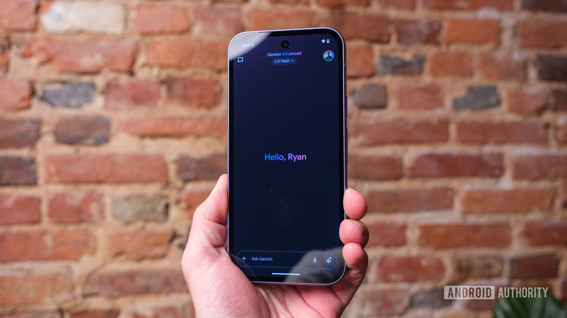 最新のGeminiアプリの更新により、あなたのように見えなかったAI画像が修正されます