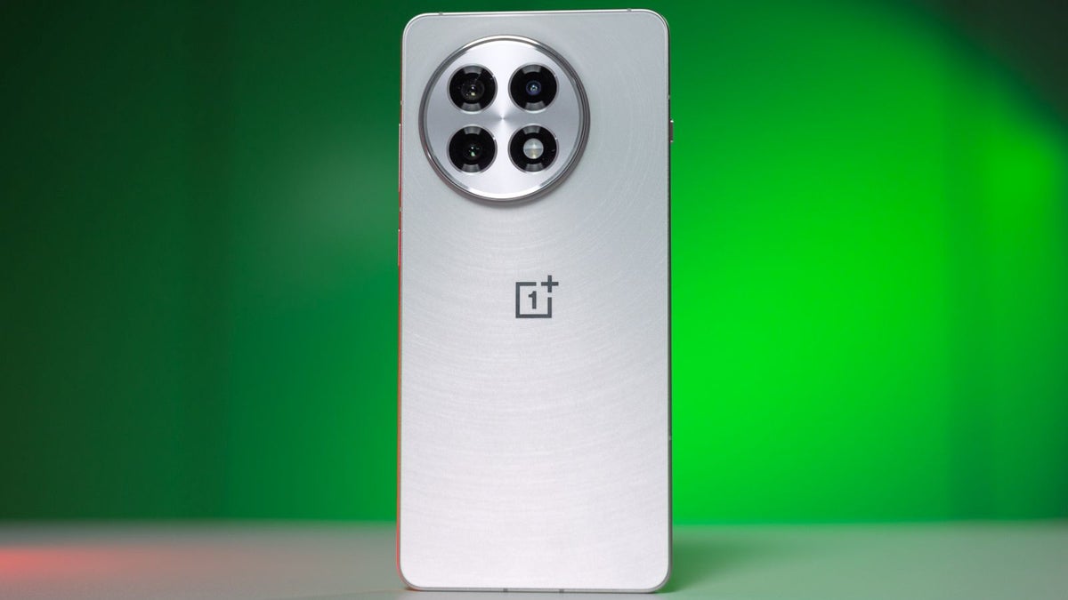 常に手頃な価格のOnePlus 13Rは、今日の無料のプロイヤホンで100ドルの合計盗みです