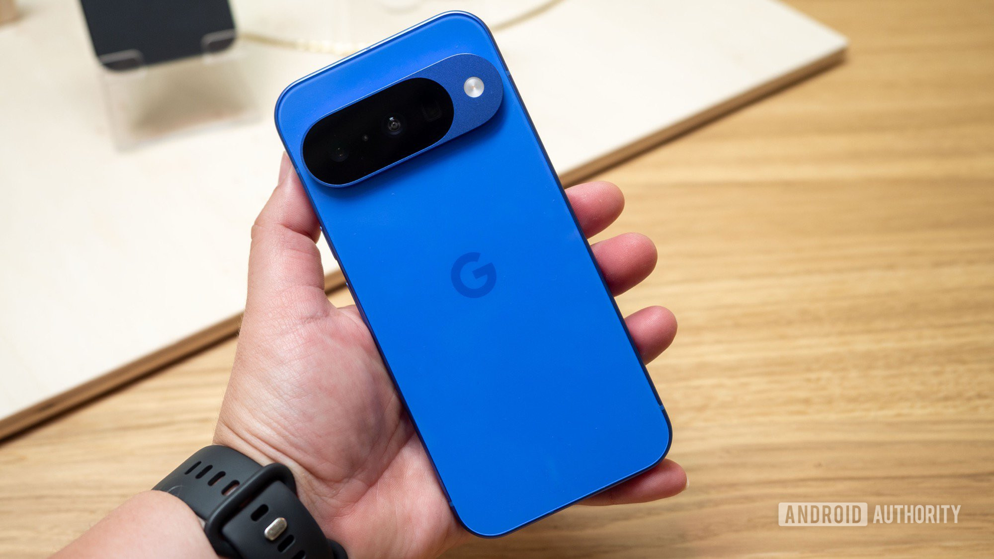 Pixel 10はあなたの通話を翻訳し、それをしながらあなたの声を模倣します!
