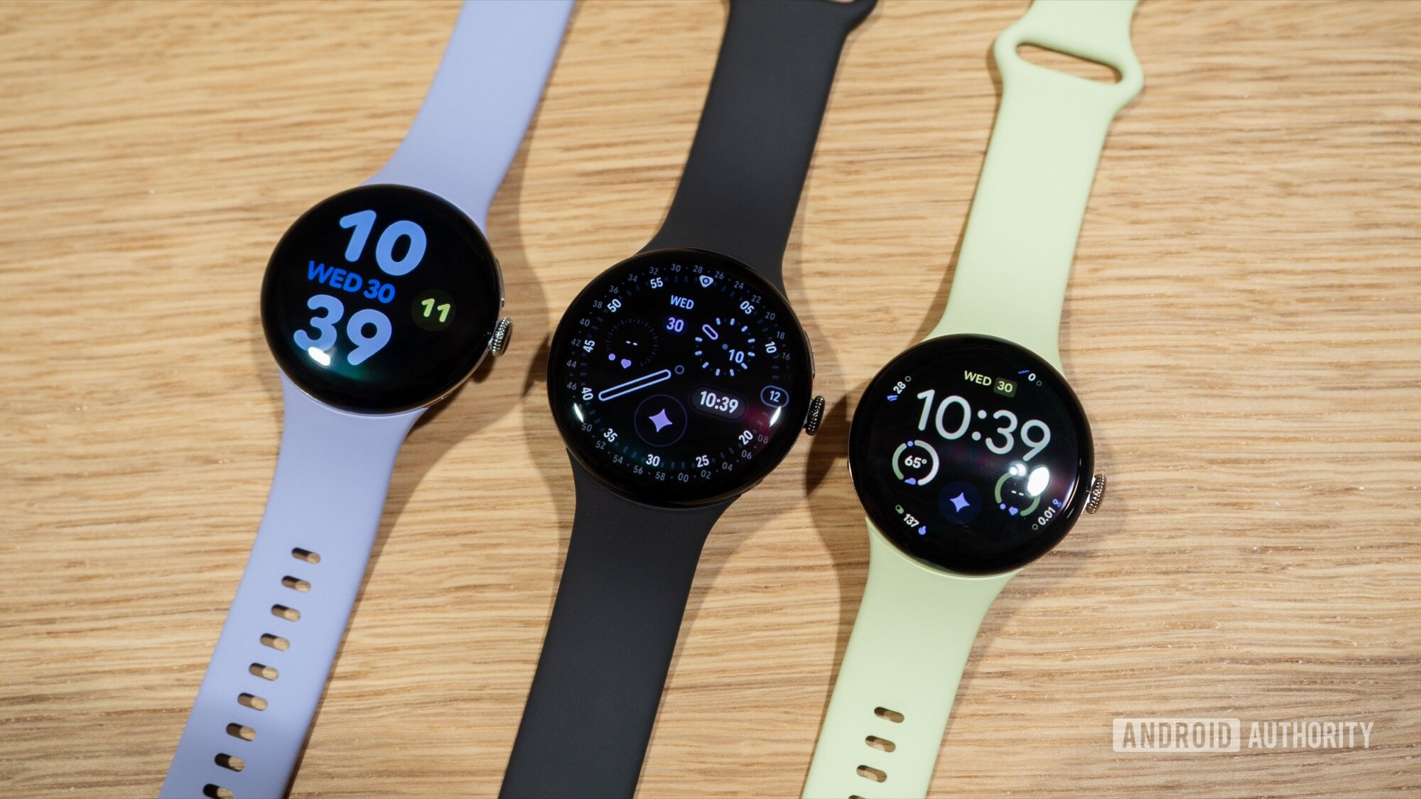 Googleストアは、Pixel Watch 4 LTE予約注文の2つの無料のデータを提供しています