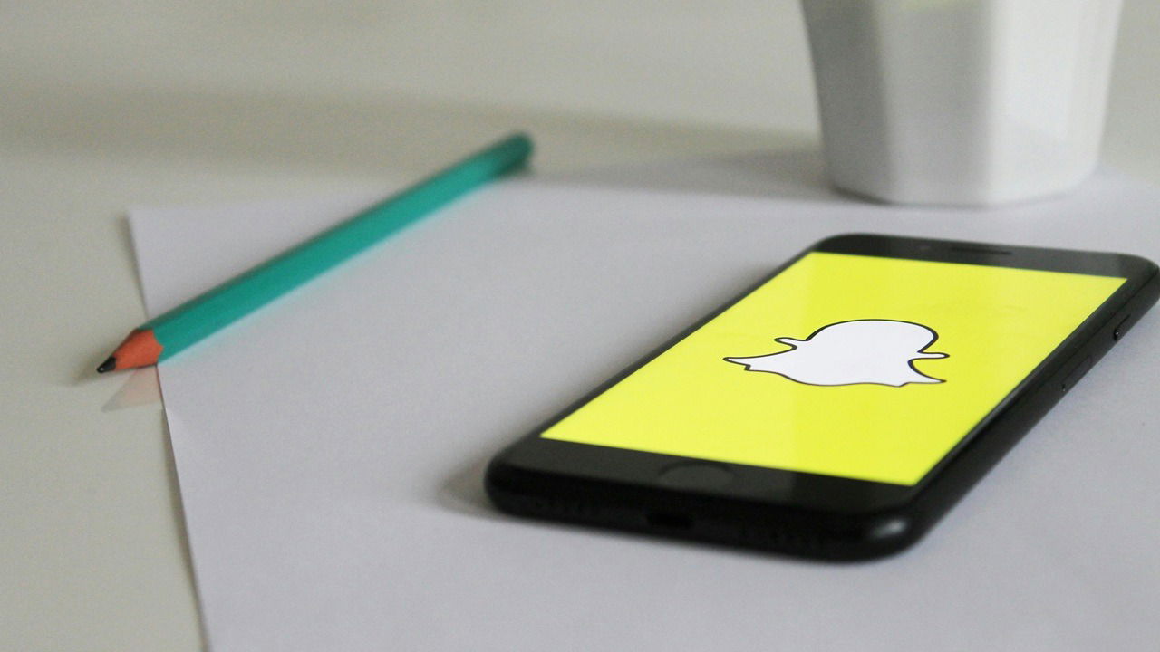 Snapchatで安全に家に帰った友達に通知する方法