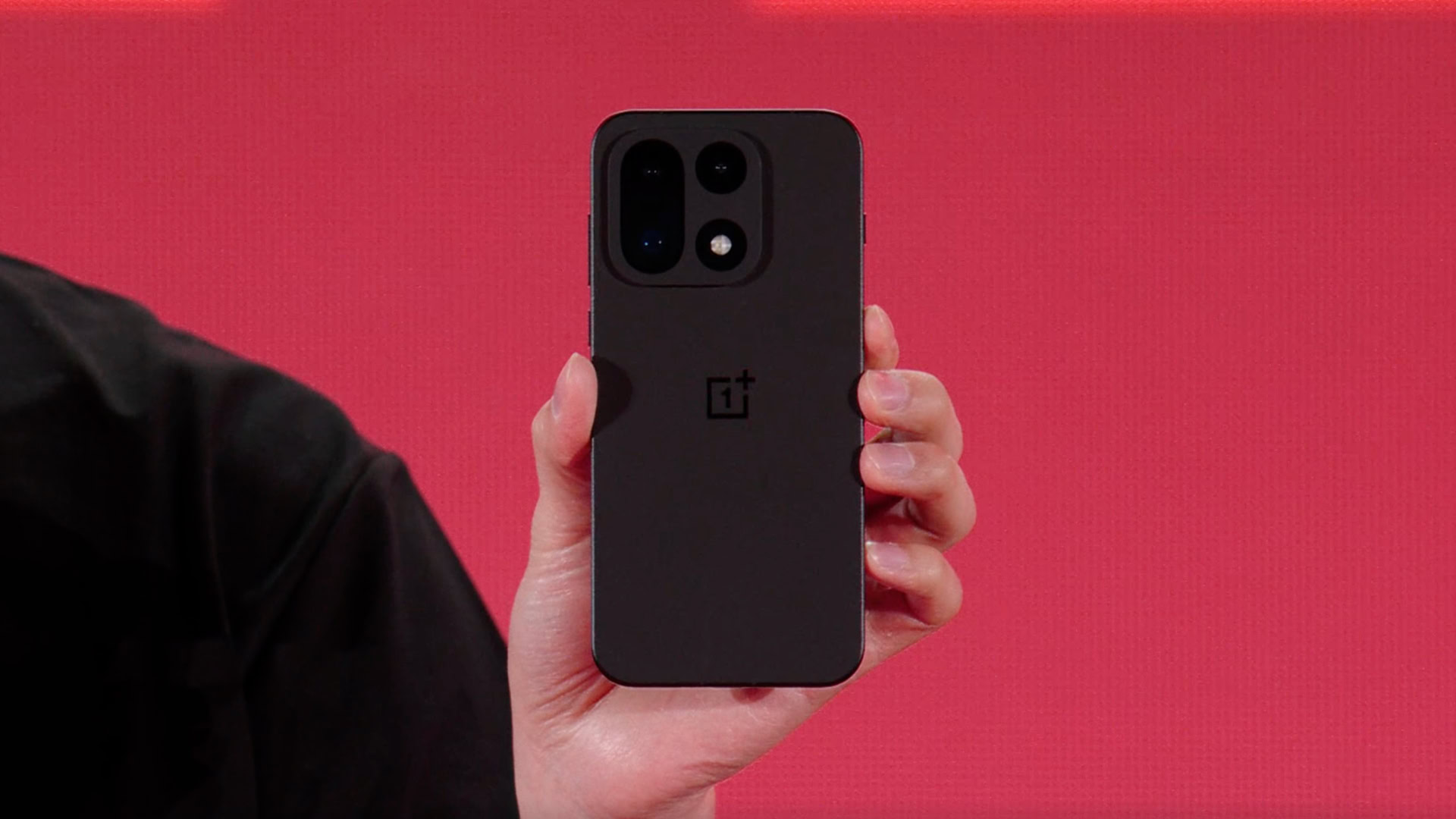 OnePlus 15の最初の公式の垣間見ることができました