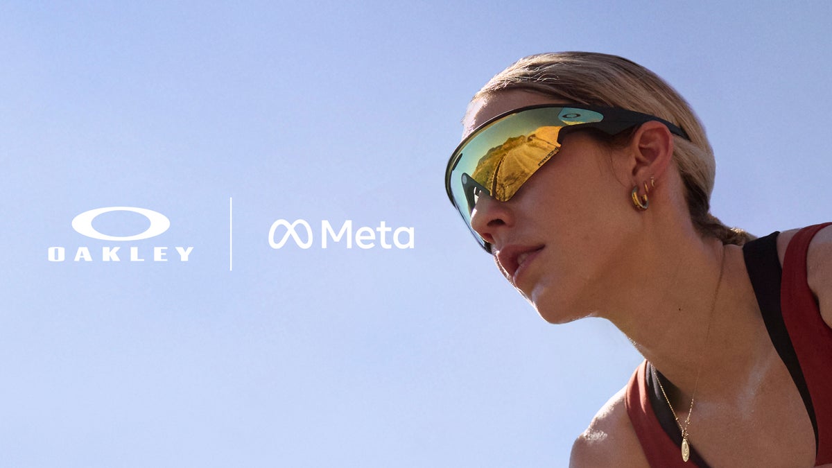 新しいOakley Meta Vanguardスマートグラスは、屋外での体験を高めました