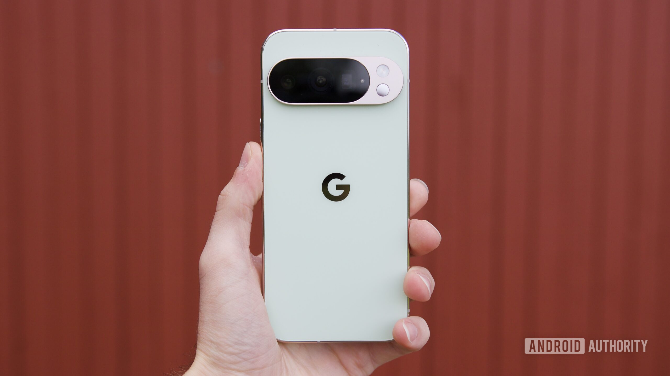 私は小さなアンドロイド携帯電話が大好きです！これらは2025年にテストした最高のものです