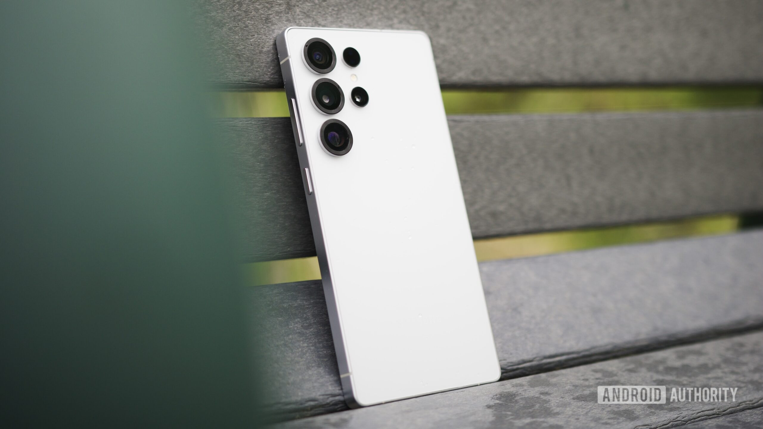 取引：Mighty Samsung Galaxy S25 Ultraは300ドルです！