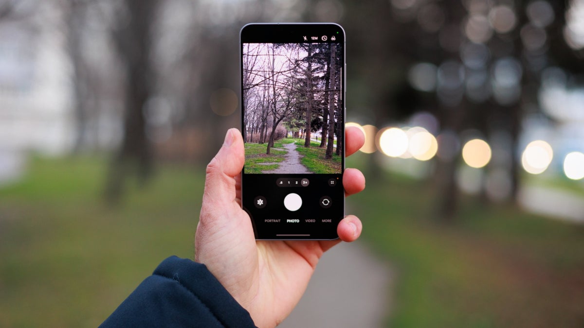 Amazonは、Samsung Galaxy S25を200ドルのプライムデイ割引でプログレードの掘り出し物に変えます