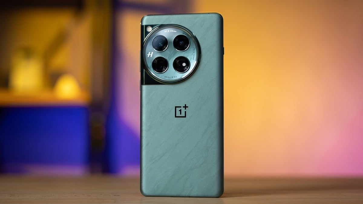 Powerhouse OnePlus 12 が Best Buy で 250 ドルの寛大な割引を受ける