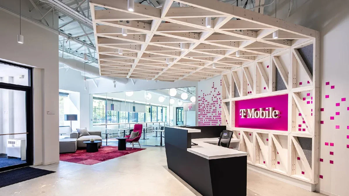 T-Mobileユーザーは、オンラインアクティビティのために非難された後にVPNに注目していますが、キャリアは責任を負いません