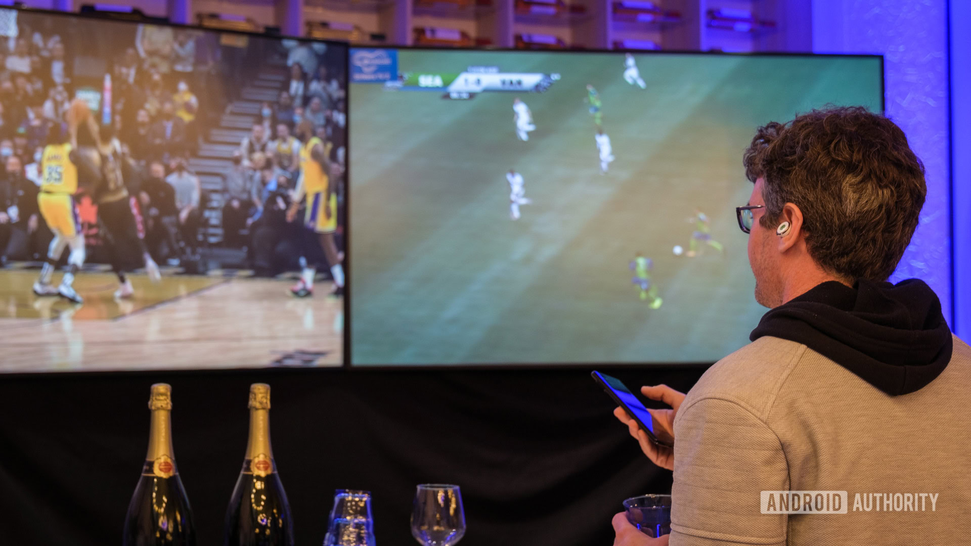 ESPN はまだ YouTube TV に戻っていませんが、新しいスポーツ チャンネルが準備中です