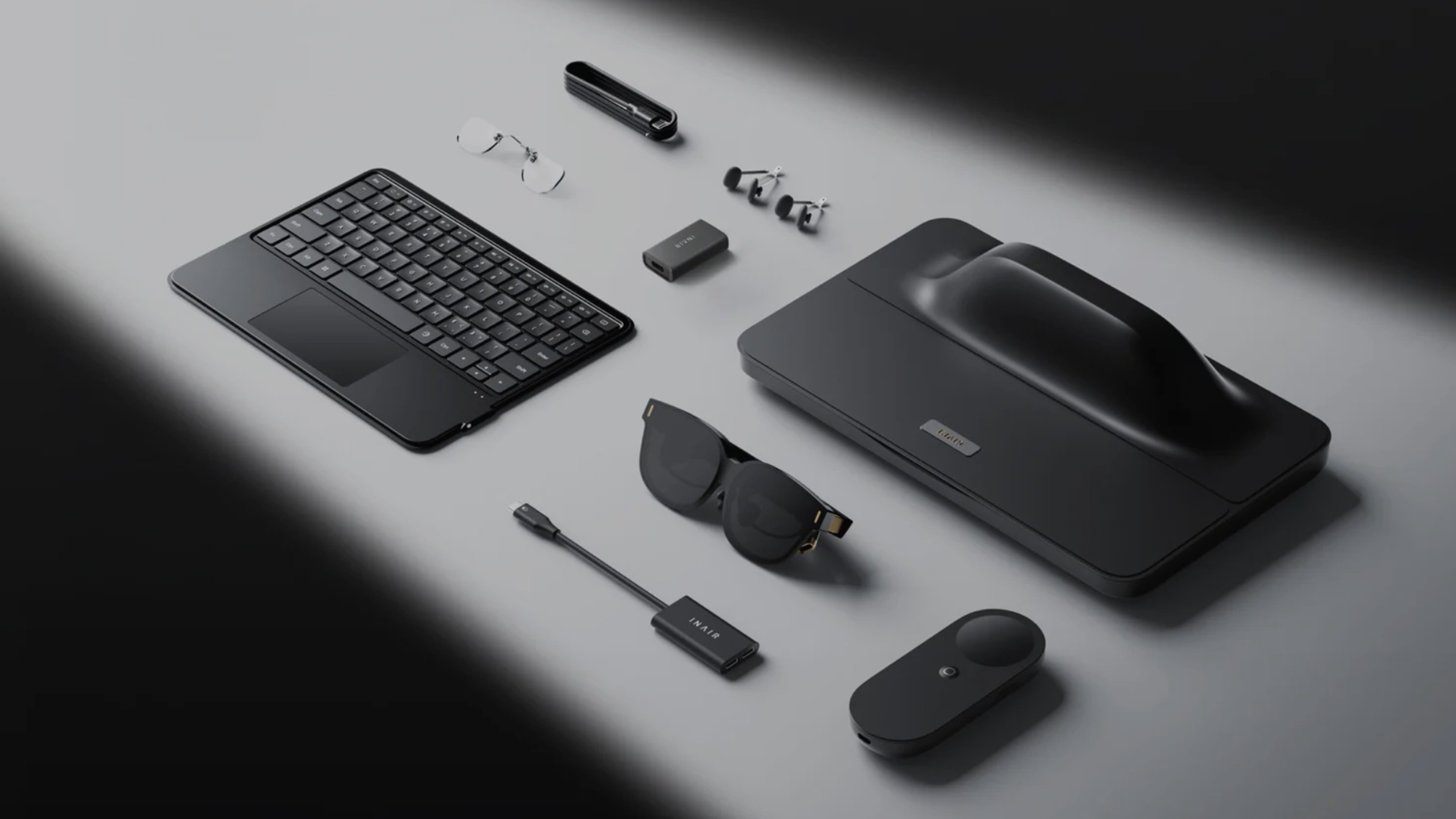 INAIR 2 Elite Suite はラップトップを AR グラスに置き換えることができ、コードを使用すると 20% 節約できます